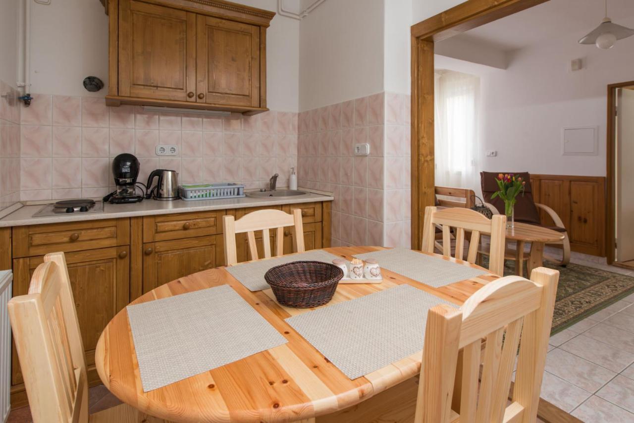Hajdu Apartman 3. Hajduszoboszlo Bagian luar foto