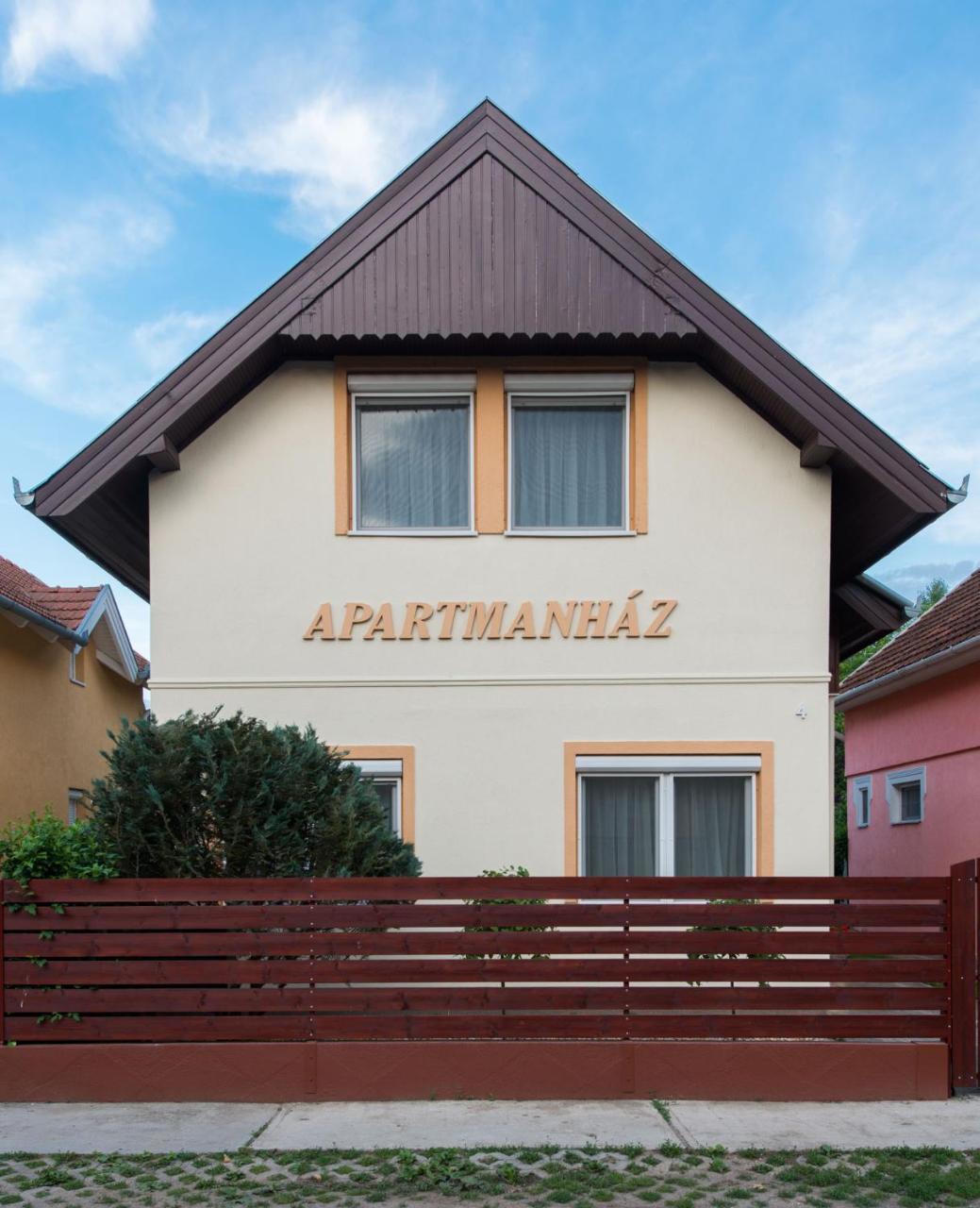 Hajdu Apartman 3. Hajduszoboszlo Bagian luar foto