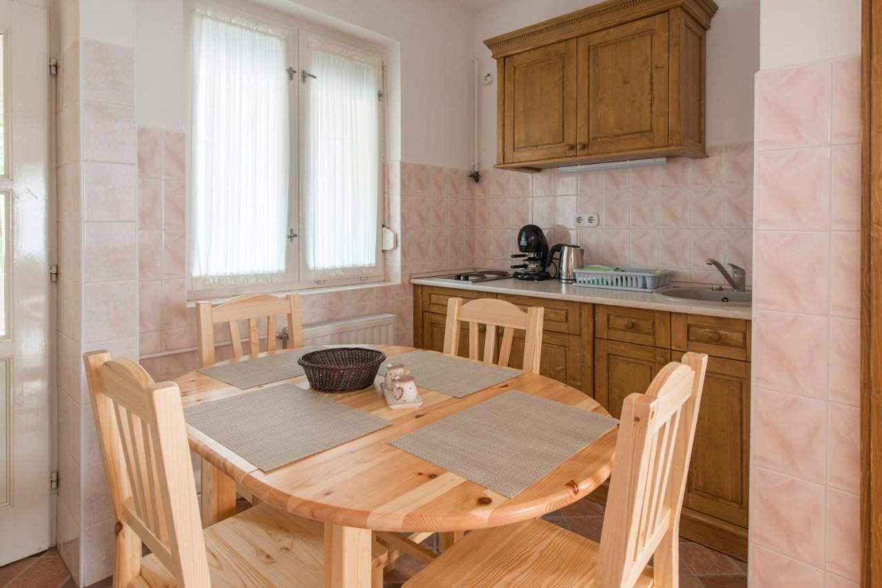 Hajdu Apartman 3. Hajduszoboszlo Bagian luar foto