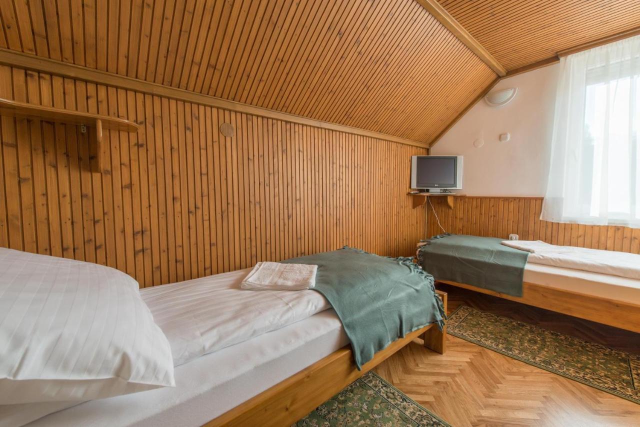 Hajdu Apartman 3. Hajduszoboszlo Bagian luar foto