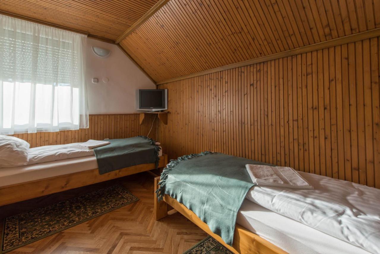 Hajdu Apartman 3. Hajduszoboszlo Bagian luar foto